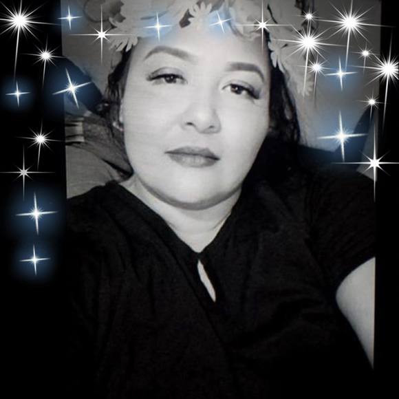 Meet your Posher, Cecilia - Picture 1 of 1